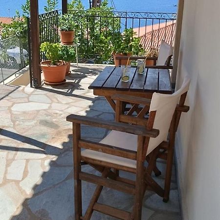 Avli Apartments Pyrgadikia Exterior foto