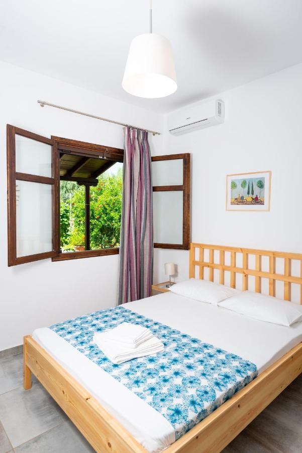 Avli Apartments Pyrgadikia Exterior foto